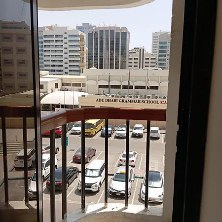 Sarker Apartment Abu Dhabi Exterior photo